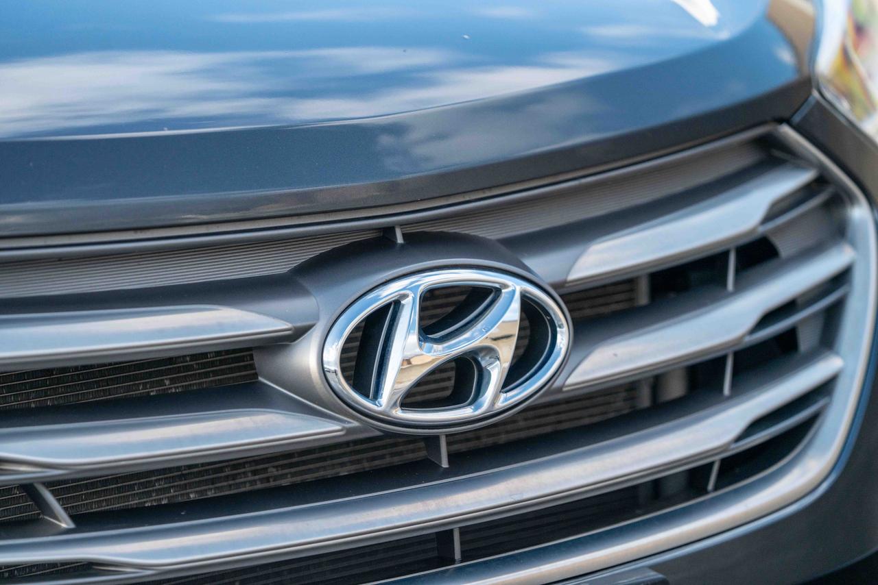 2017 Hyundai Santa Fe Sport SPORT Photo