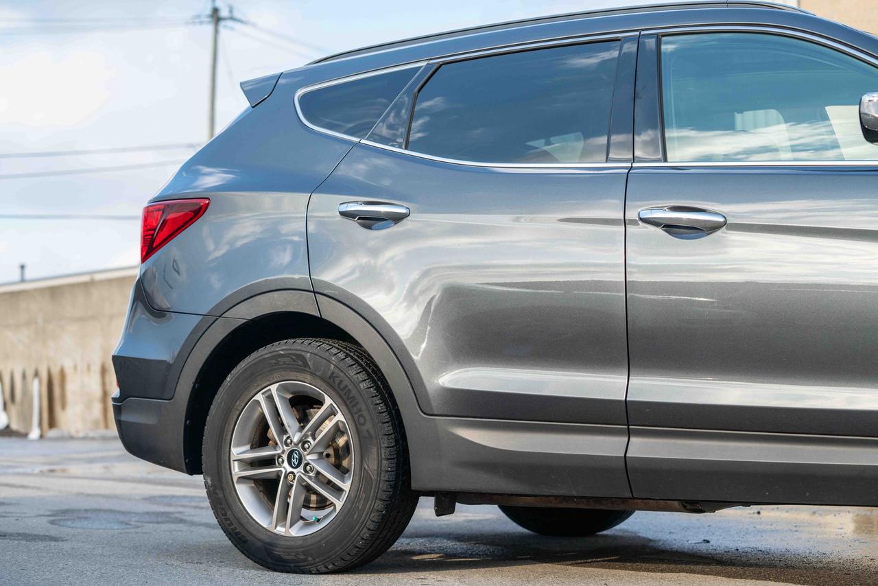 2017 Hyundai Santa Fe Sport SPORT Photo