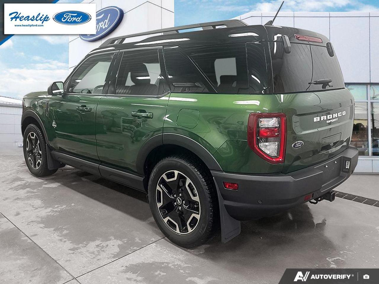 2024 Ford Bronco Sport Outer Banks Photo3