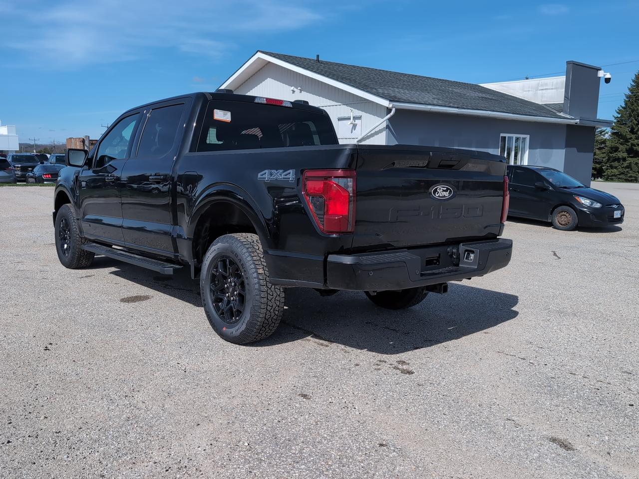 2026 Ford F-150 XLT SuperCrew Hybrid 301A 4x4 Photo3