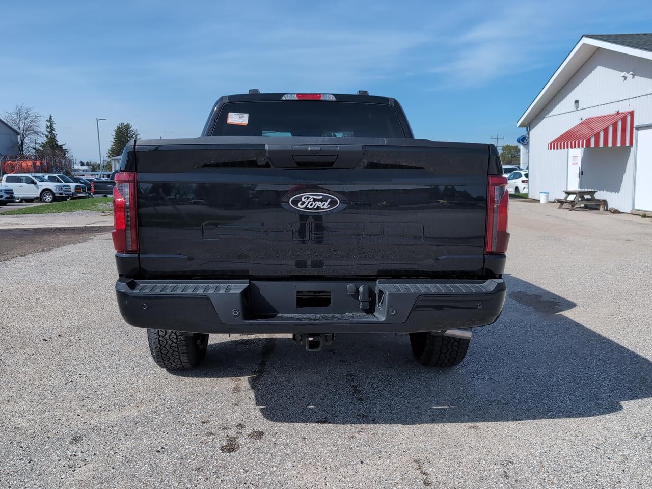 2026 Ford F-150 XLT SuperCrew Hybrid 301A 4x4 Photo4