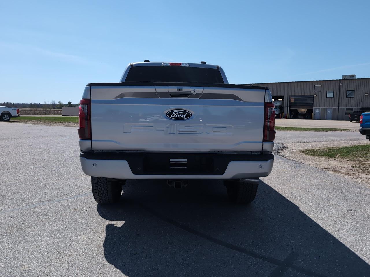 2026 Ford F-150 XLT SuperCrew 302A 4x4 Photo4