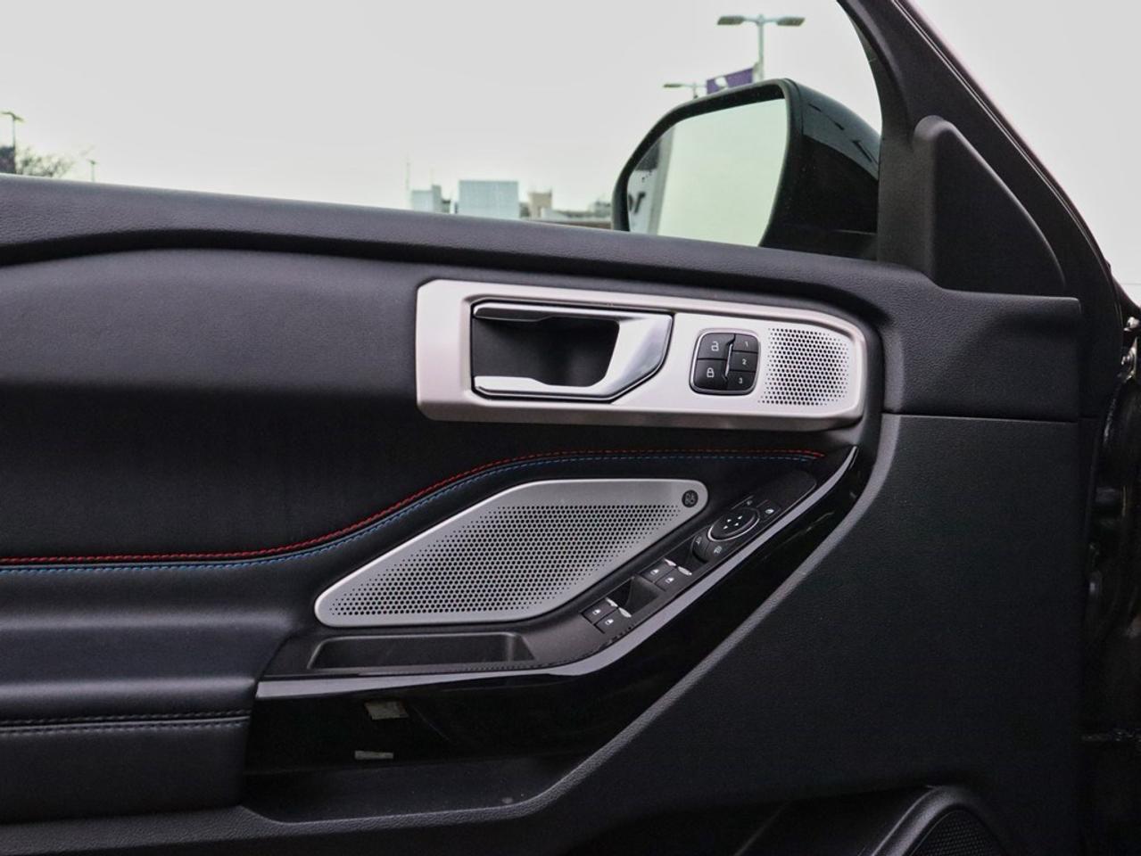 2023 Ford Explorer ST | 4WD | ROOF | NAV | 360 | TOW | 21s Photo