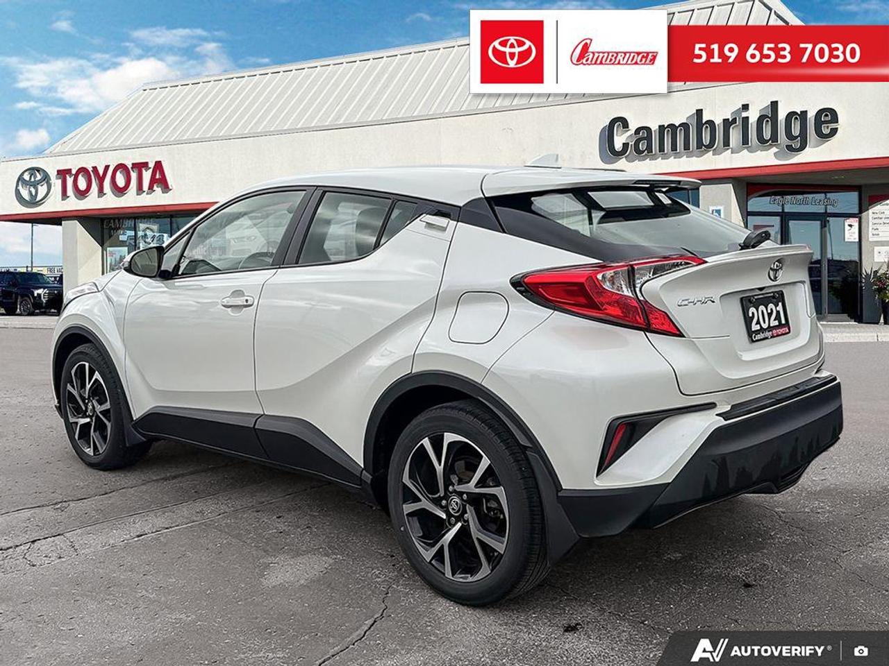 2021 Toyota C-HR XLE Premium Photo