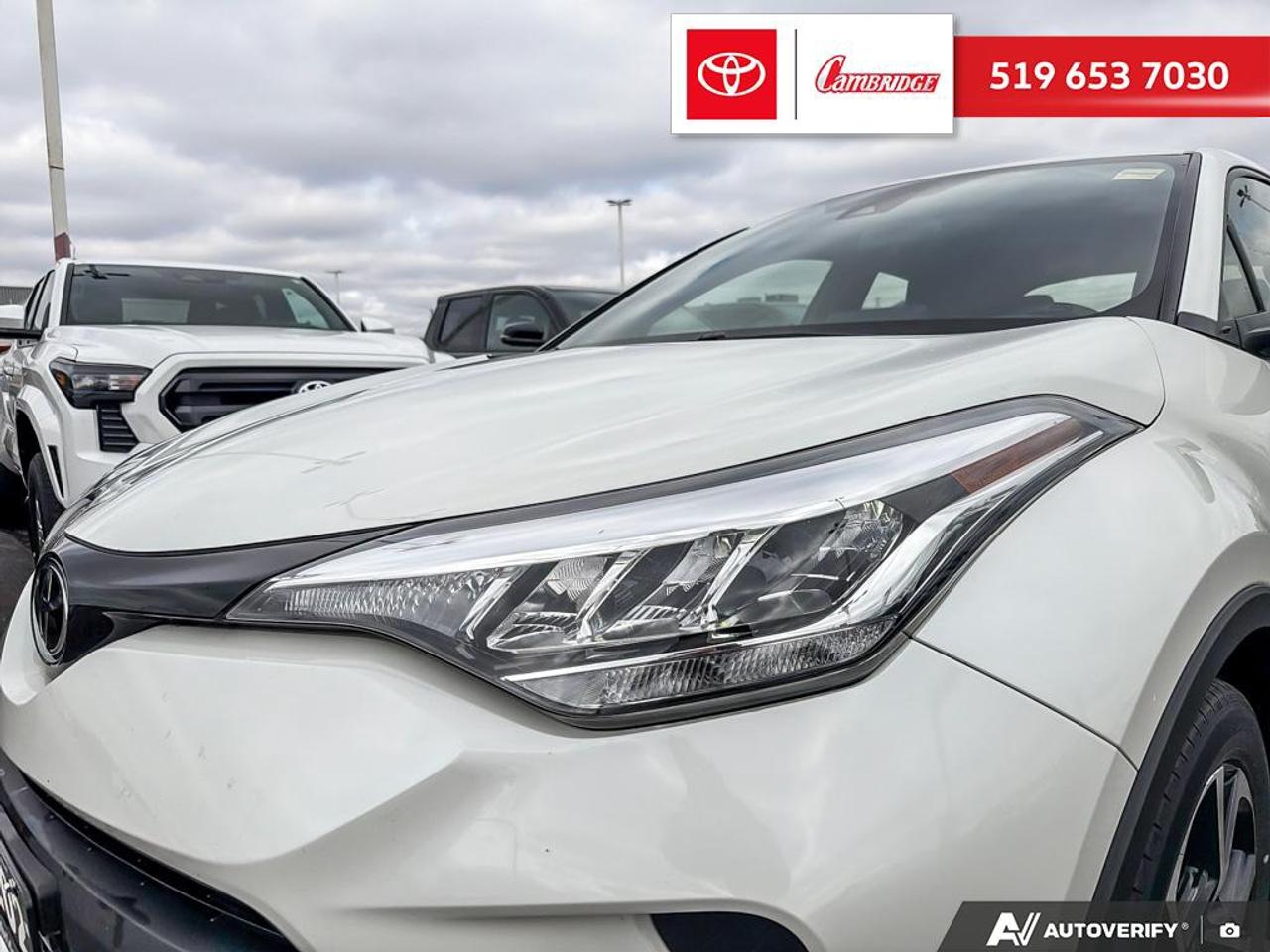 2021 Toyota C-HR XLE Premium Photo