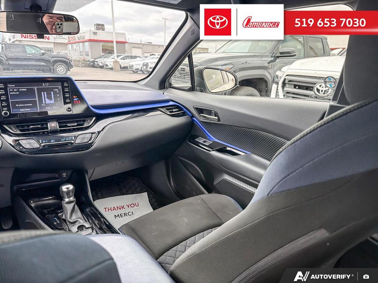 2021 Toyota C-HR XLE Premium Photo