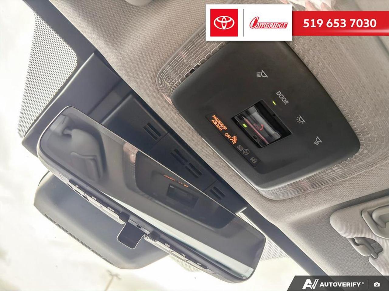 2025 Toyota Prius Plug-In Hybrid XSE Premium Photo