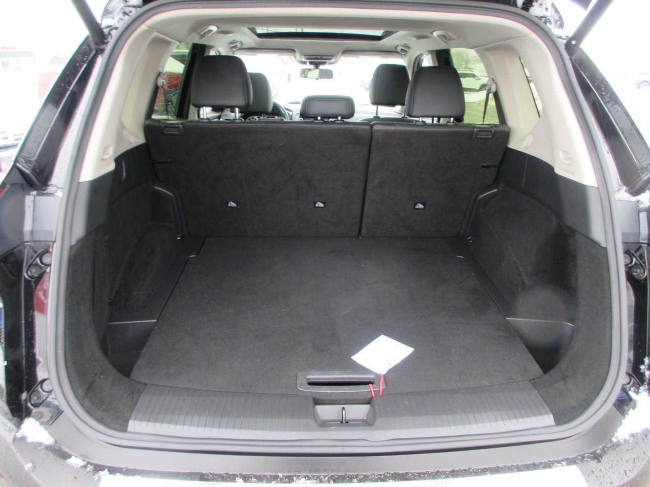 2023 Nissan Rogue  Photo4