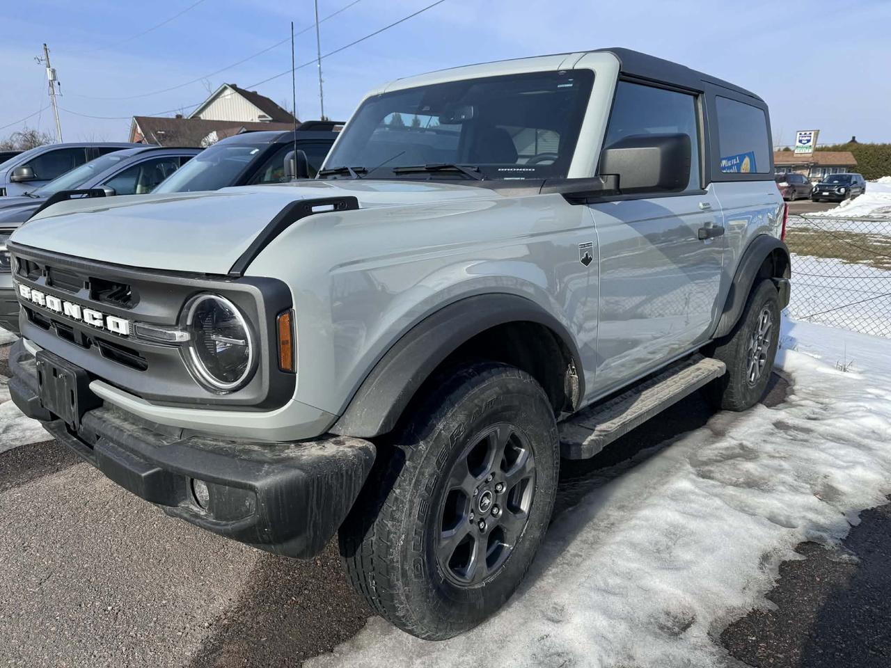 2023 Ford Bronco Base Photo0