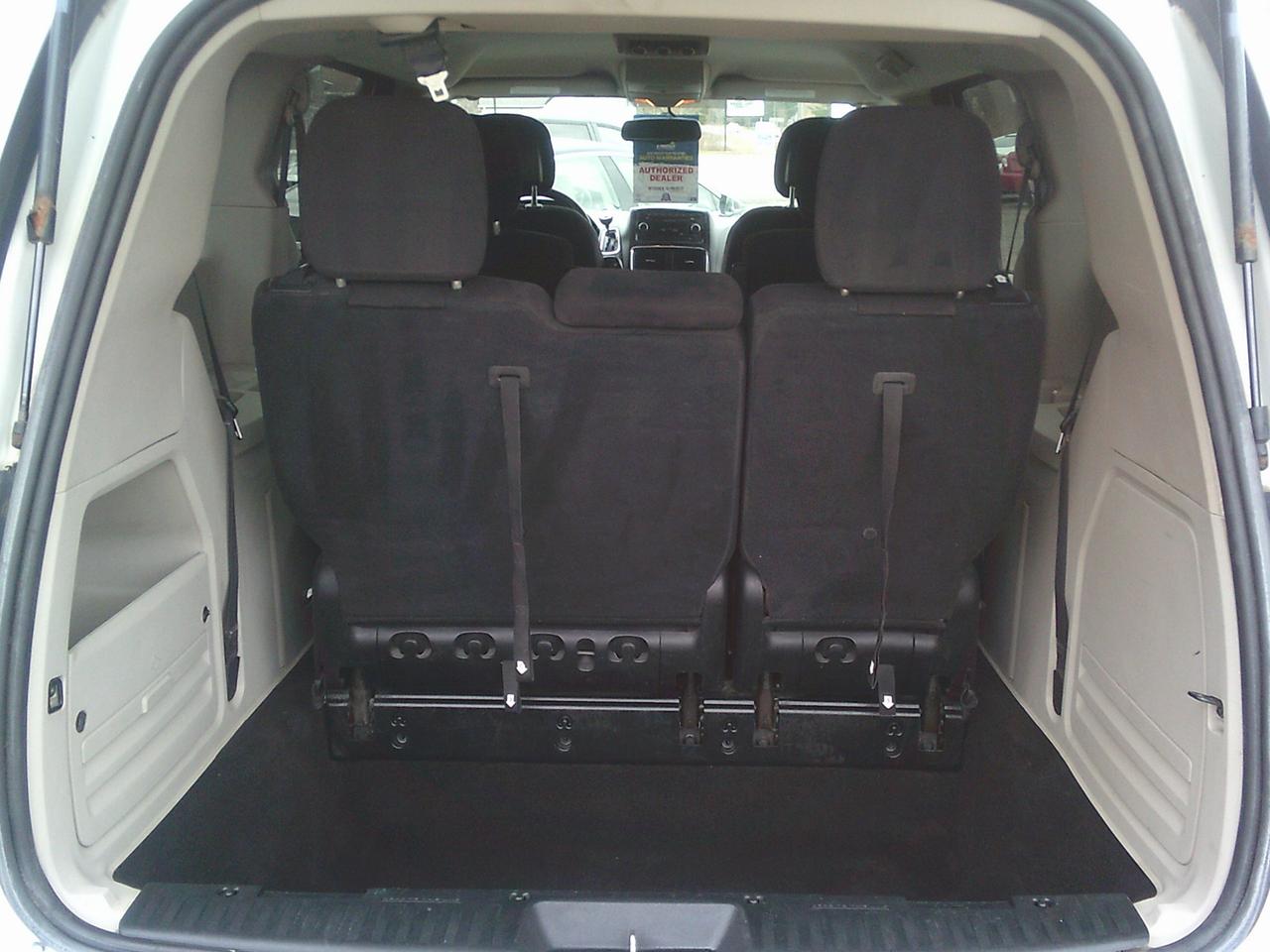 2014 Dodge Grand Caravan stow-go 4dr Wgn SXT + STOW N GO Photo