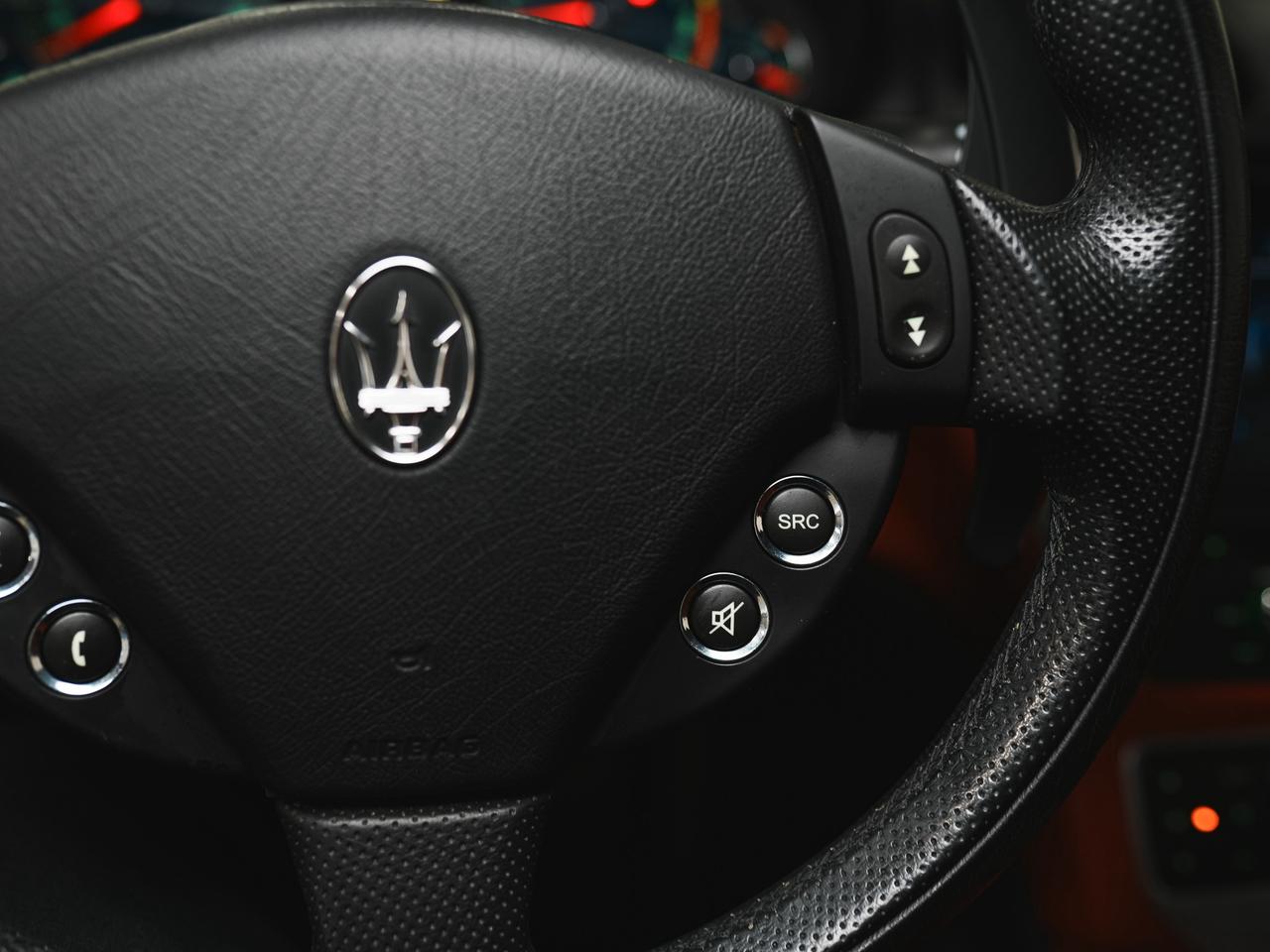 2010 Maserati GranTurismo Convertible GRANTURISMO | CONVERTIBLE | BOSE | MATTE | 20 IN Photo