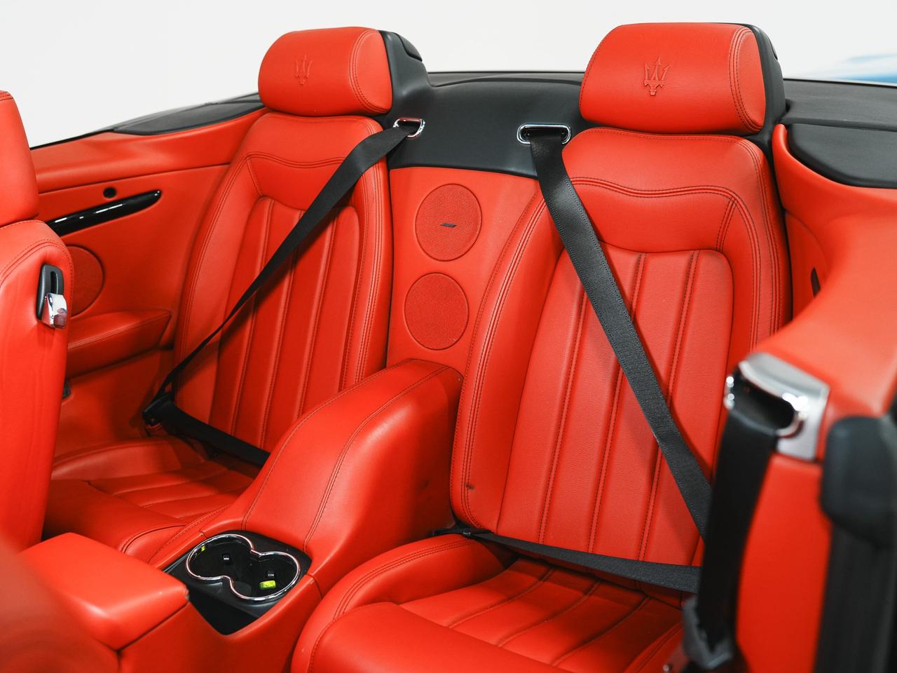 2010 Maserati GranTurismo Convertible GRANTURISMO | CONVERTIBLE | BOSE | MATTE | 20 IN Photo