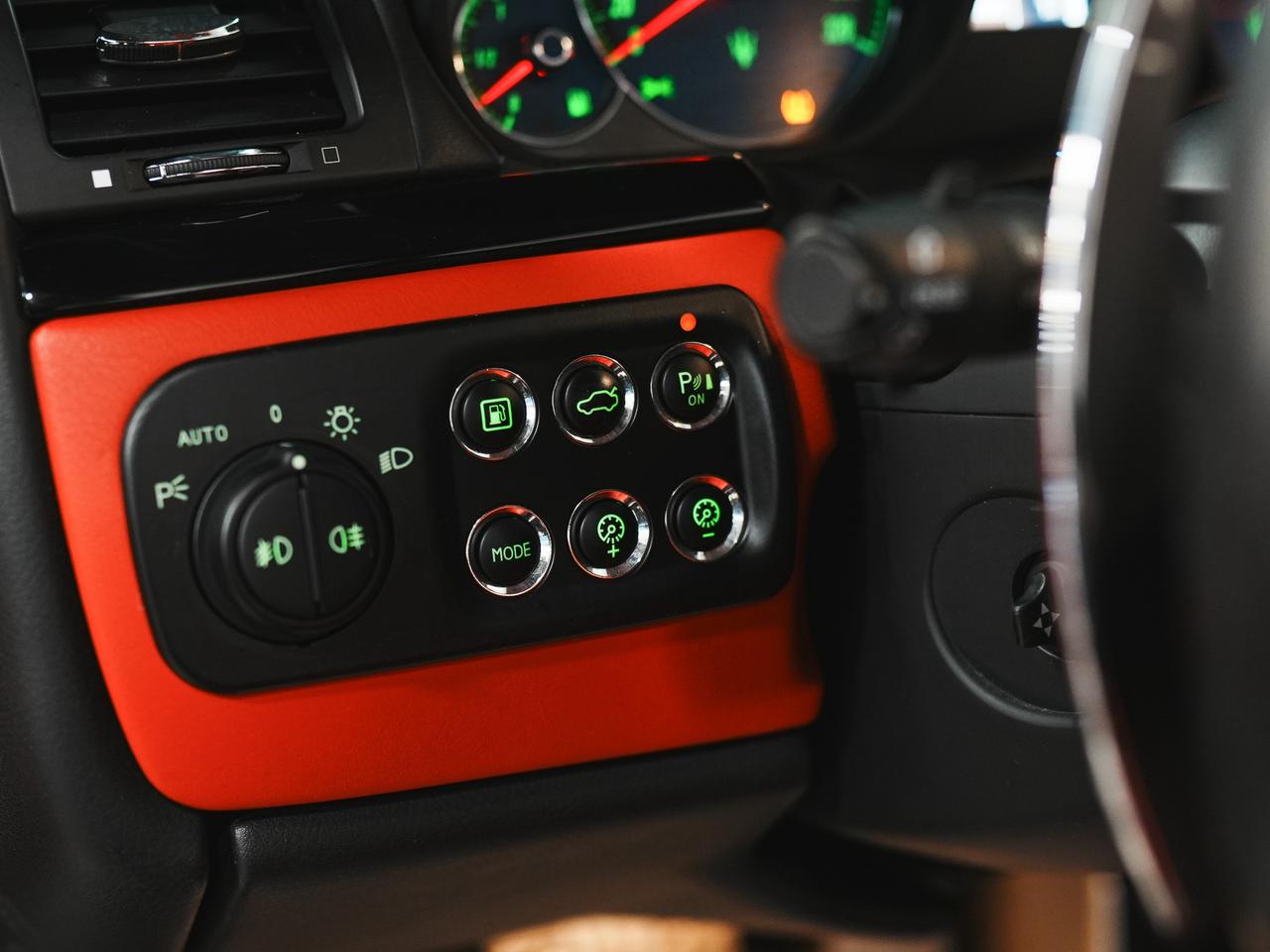 2010 Maserati GranTurismo Convertible GRANTURISMO | CONVERTIBLE | BOSE | MATTE | 20 IN Photo