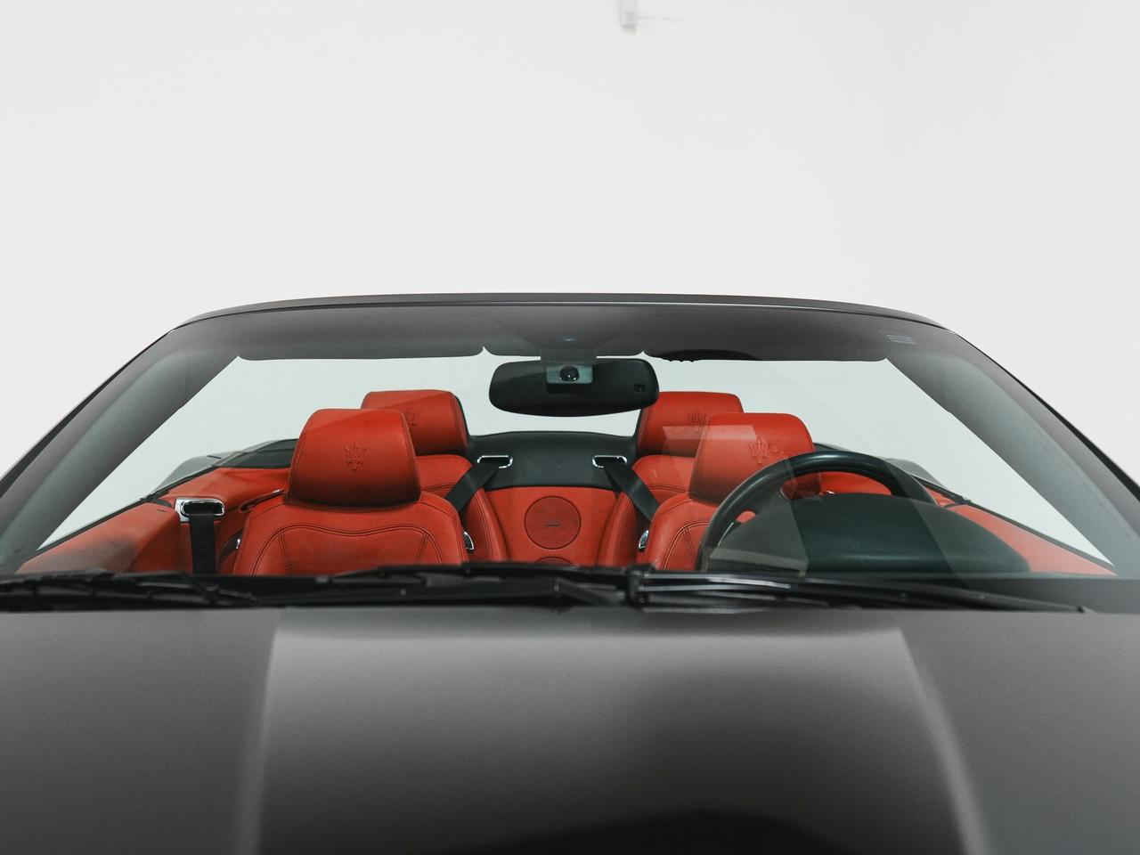 2010 Maserati GranTurismo Convertible GRANTURISMO | CONVERTIBLE | BOSE | MATTE | 20 IN Photo