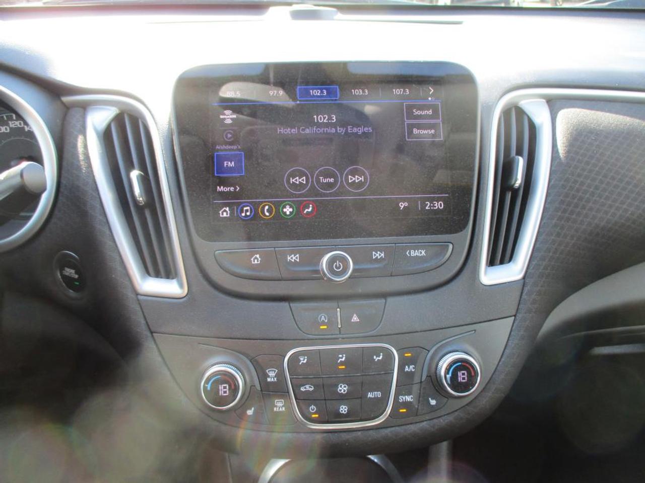 2022 Chevrolet Malibu LT - Photo #17