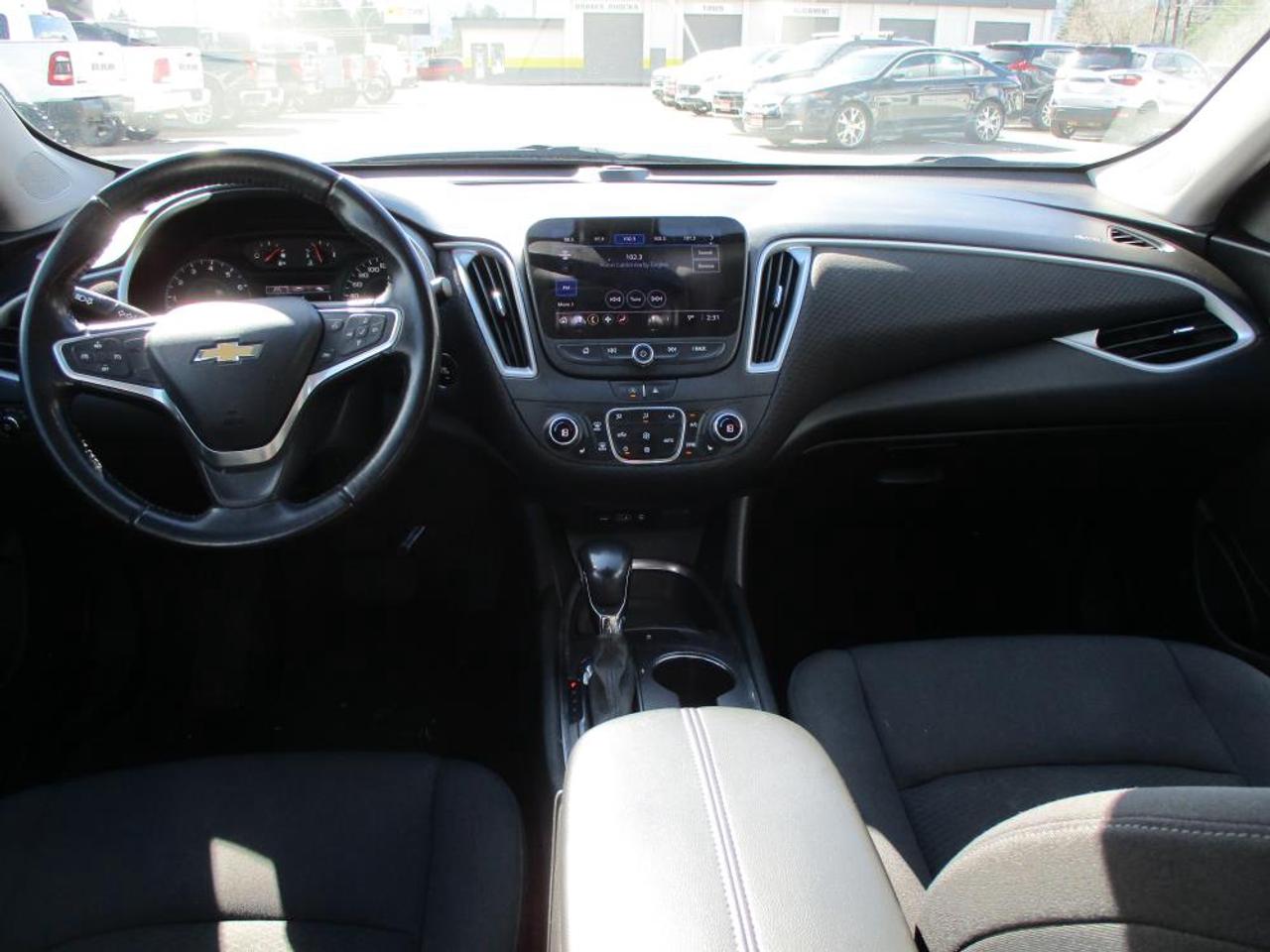 2022 Chevrolet Malibu LT - Photo #18