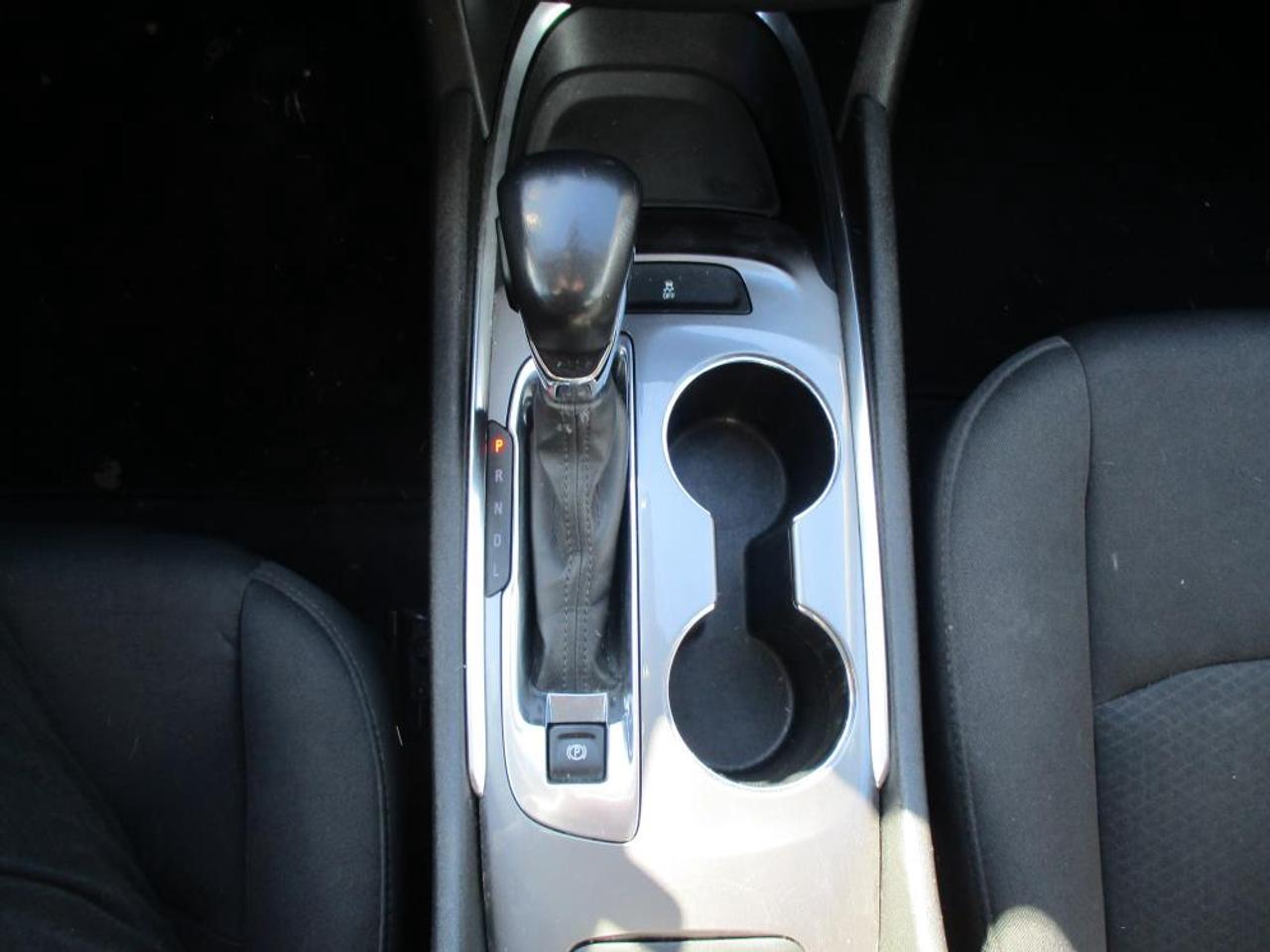 2022 Chevrolet Malibu LT - Photo #19