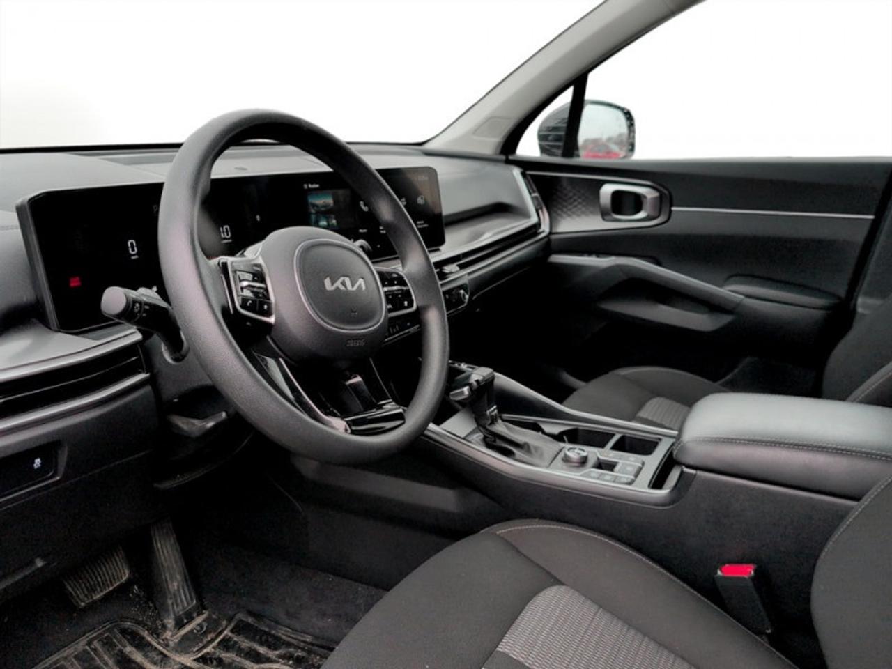 2025 Kia Sorento LX Photo