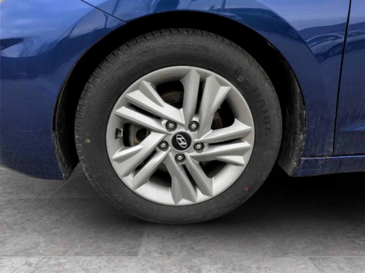 2019 Hyundai Elantra Preferred Photo