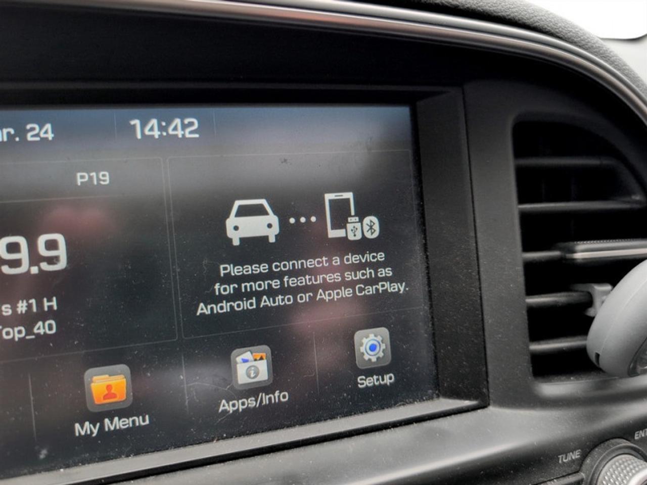 2019 Hyundai Elantra Preferred Photo