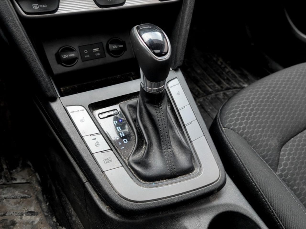 2019 Hyundai Elantra Preferred Photo