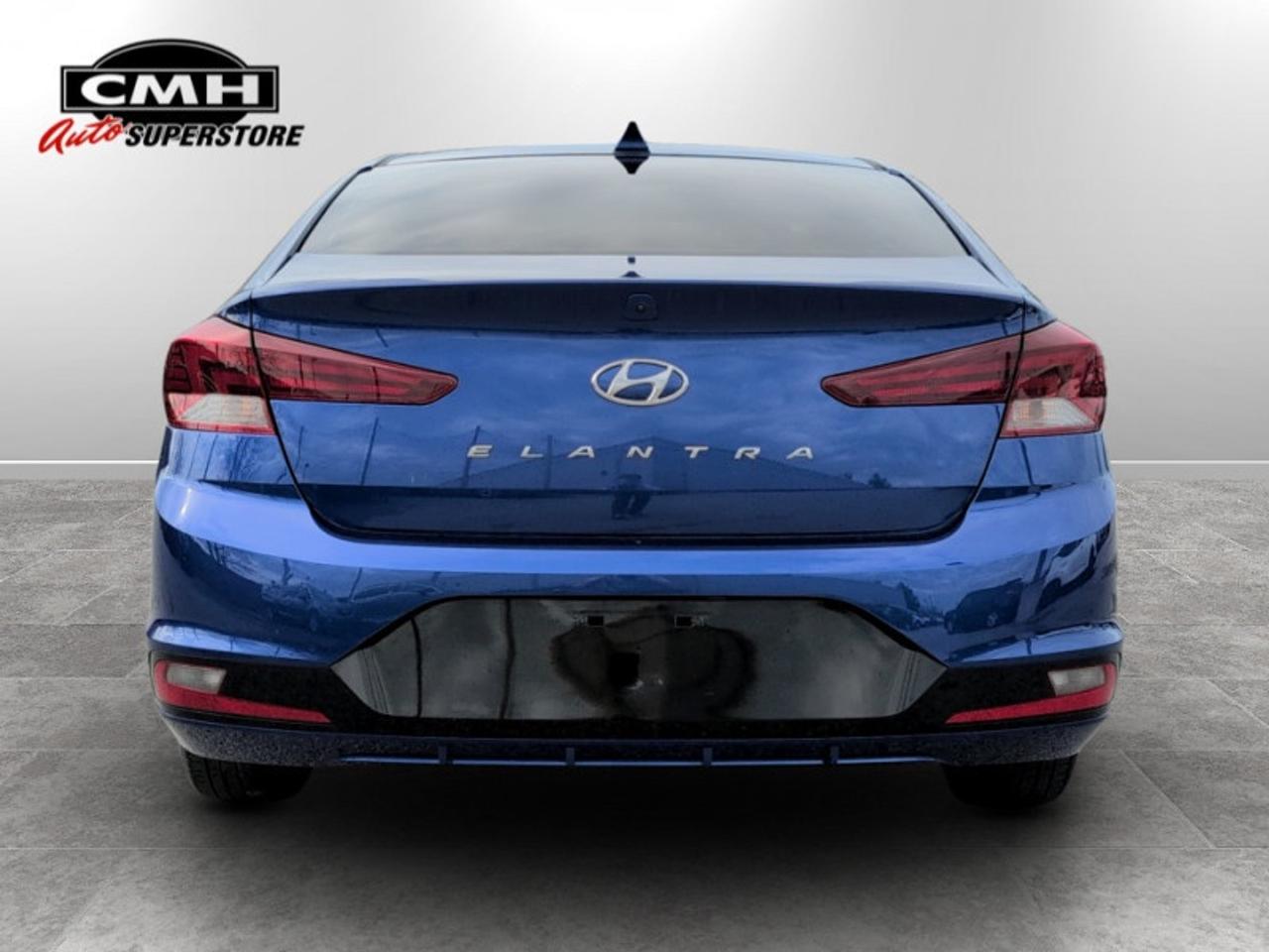 2019 Hyundai Elantra Preferred  **WARRANTY INCLUDED** Photo3