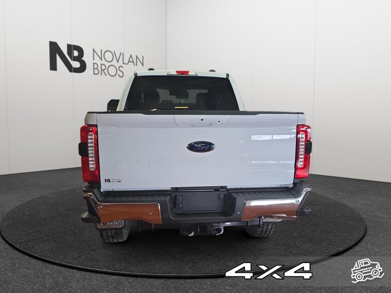 2026 Ford F-350 Super Duty Lariat  - Premium Audio Photo4