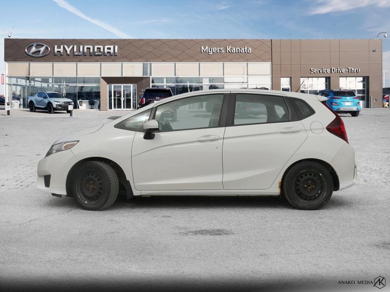 2017 Honda Fit LX  - Bluetooth -  Heated Seats - $52.13 /Wk Photo4