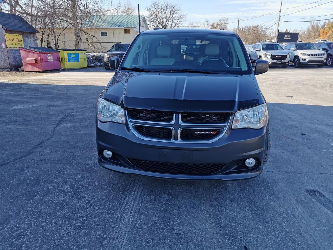 2017 Dodge Grand Caravan CREW LEATHER Photo