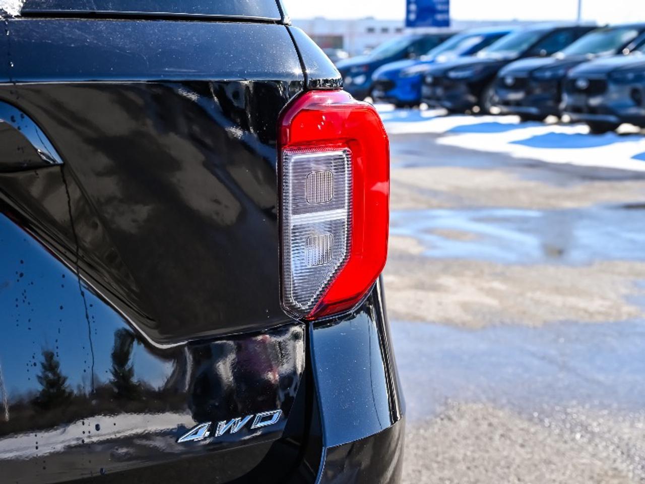 2023 Ford Explorer ST-Line Photo