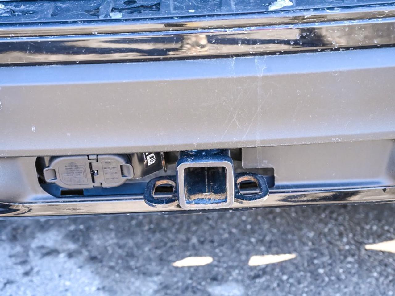 2023 Ford Explorer ST-Line Photo