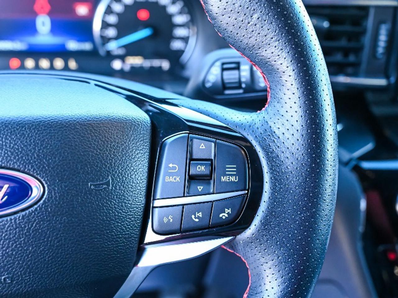 2023 Ford Explorer ST-Line Photo