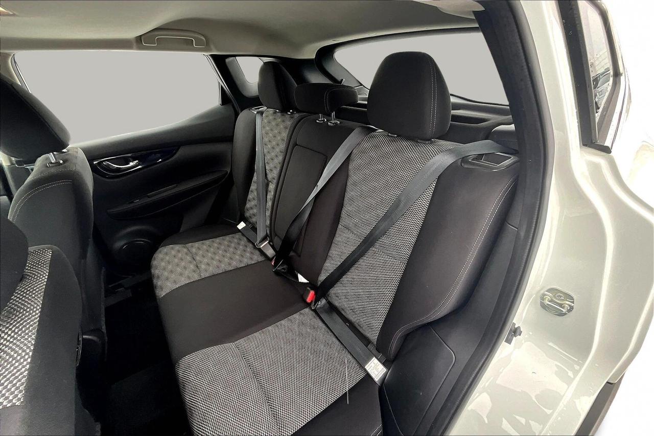 2019 Nissan Qashqai | AWD | 2L 4-CYL | Apple | Android | North Bay | Photo