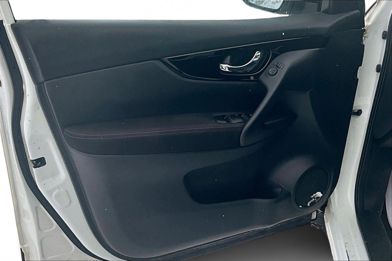 2019 Nissan Qashqai | AWD | 2L 4-CYL | Apple | Android | North Bay | Photo