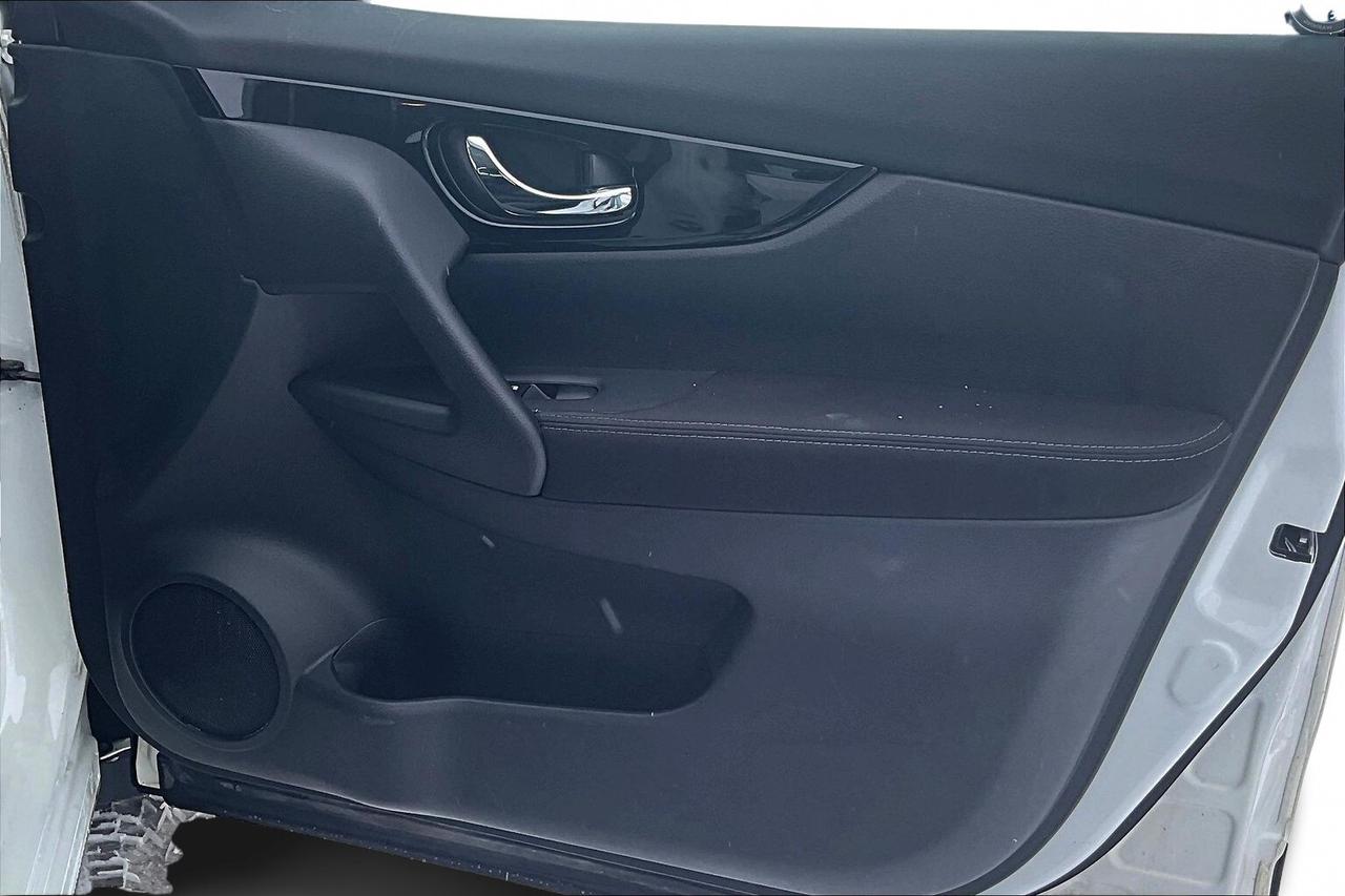 2019 Nissan Qashqai | AWD | 2L 4-CYL | Apple | Android | North Bay | Photo