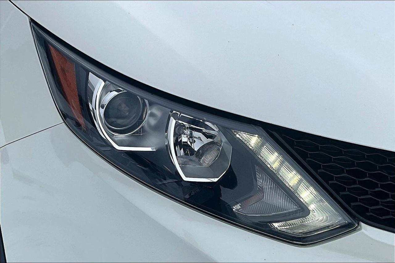 2019 Nissan Qashqai | AWD | 2L 4-CYL | Apple | Android | North Bay | Photo