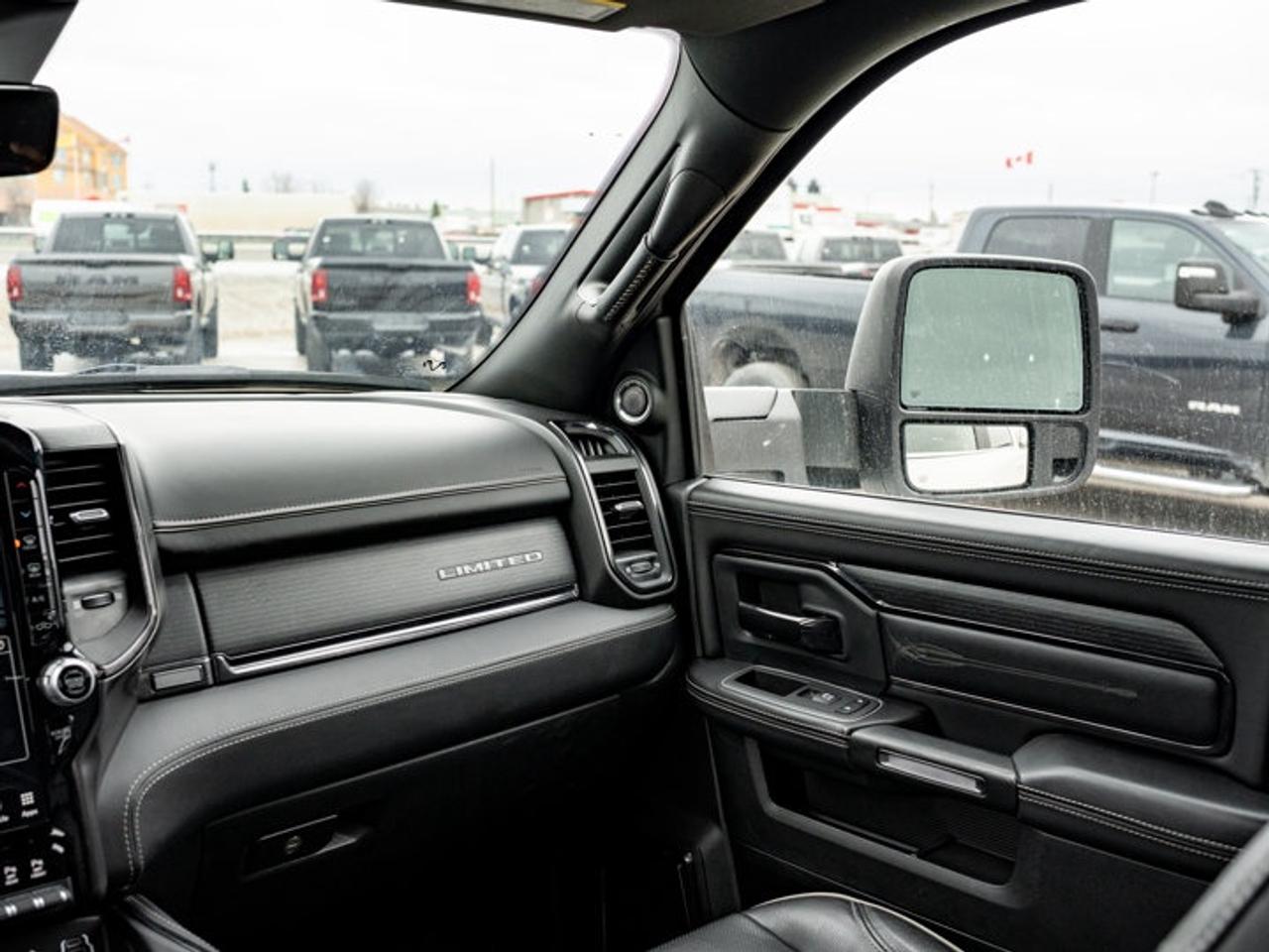 2023 RAM 2500 Limited Photo