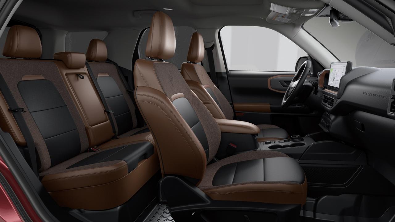 2026 Ford Bronco OUTERBANK Photo5