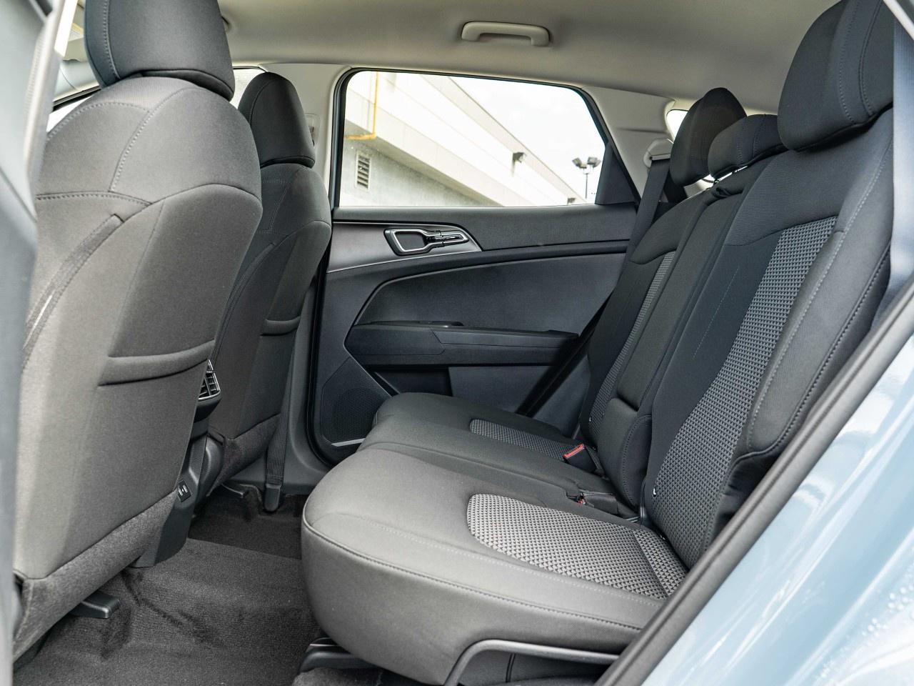 2026 Kia Sportage LX AWD Photo