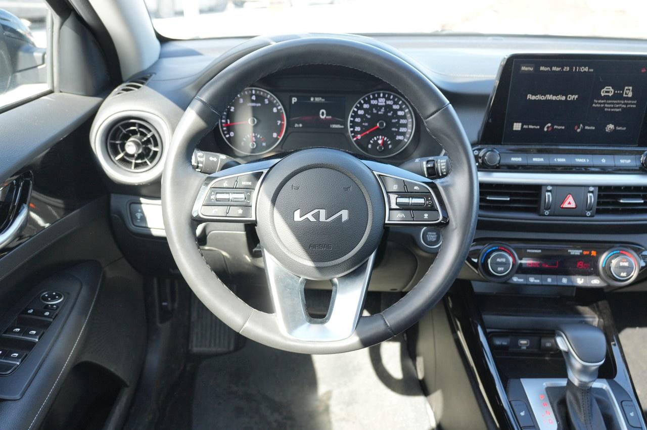 2024 Kia Forte EX Premium IVT Photo