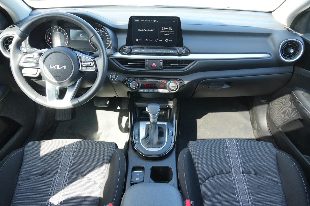 2024 Kia Forte EX Premium IVT Photo
