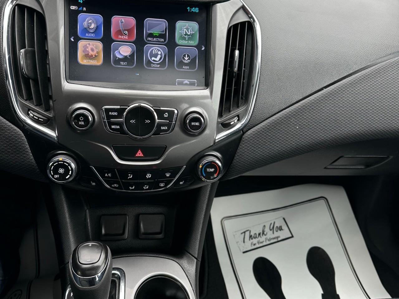 2018 Chevrolet Cruze LT AUTO Photo