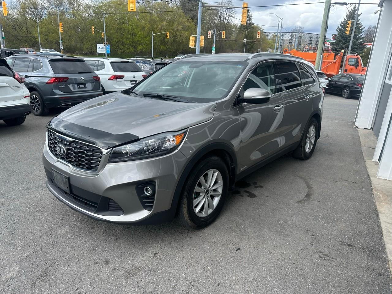 2019 Kia Sorento 3.3L LX Photo3