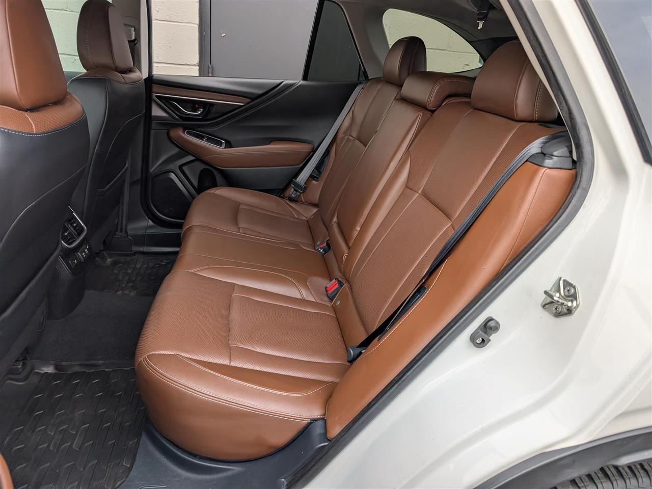 2020 Subaru Outback PREMIER AWD - NAVI - SUNROOF - EYESIGHT - LEATHER Photo