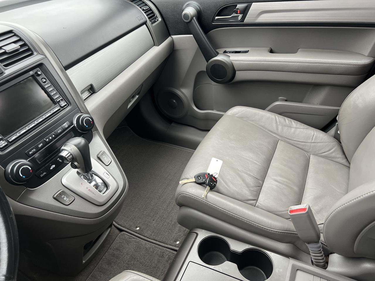 2010 Honda CR-V EX-L WITH NAVIGATION Photo