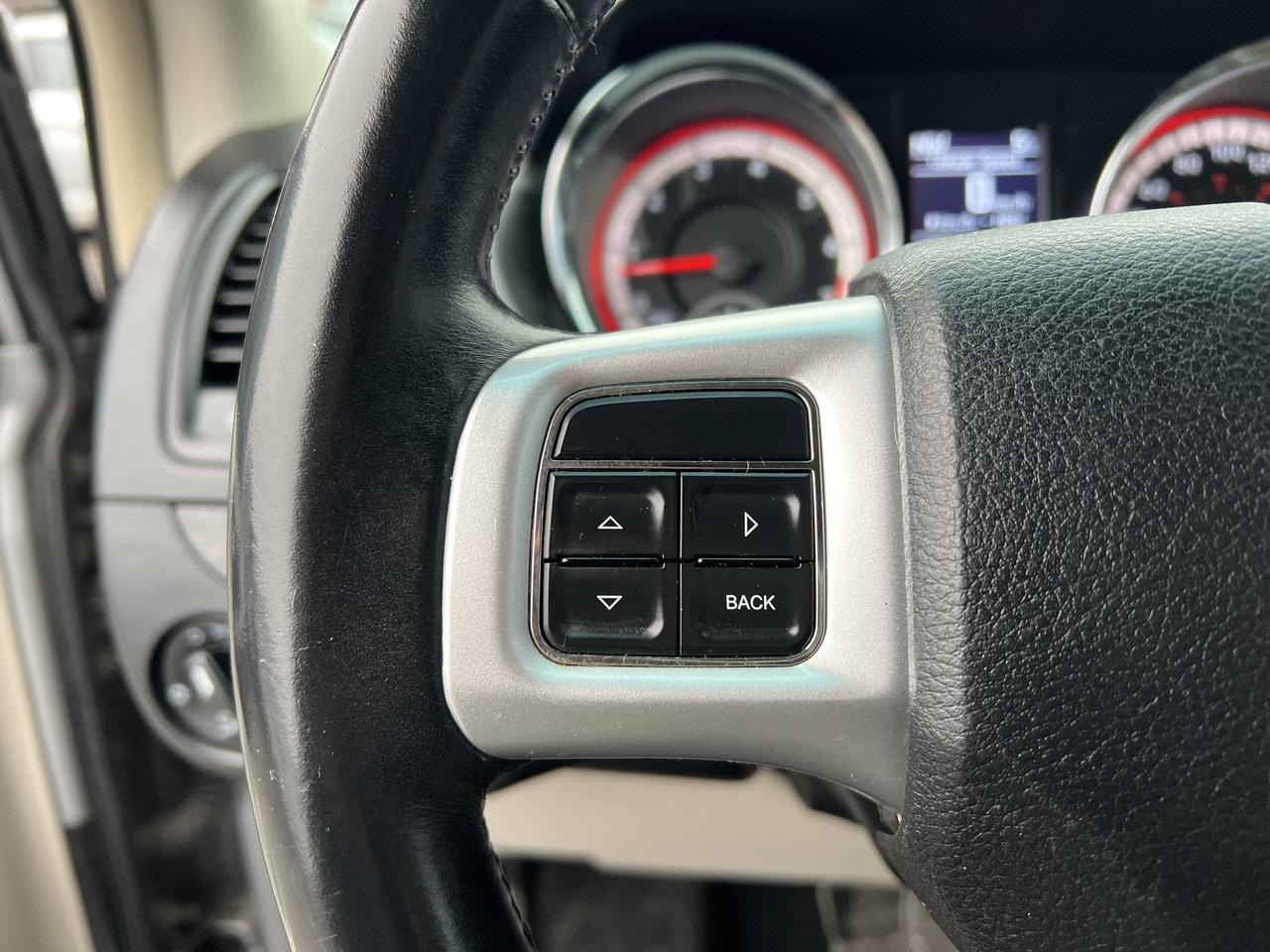 2014 Dodge Grand Caravan Crew Photo