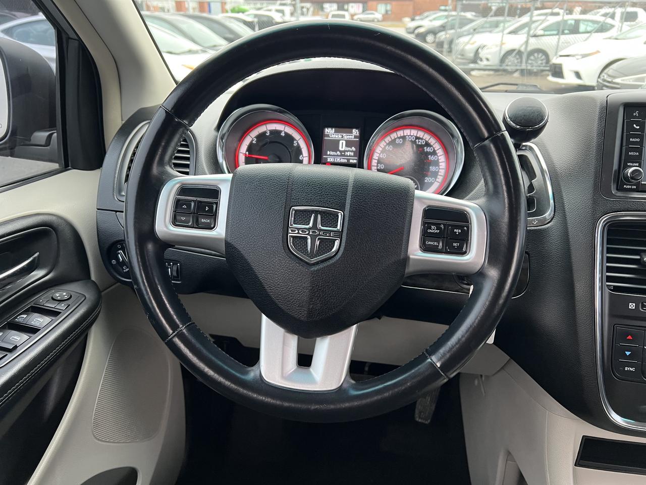 2014 Dodge Grand Caravan Crew Photo