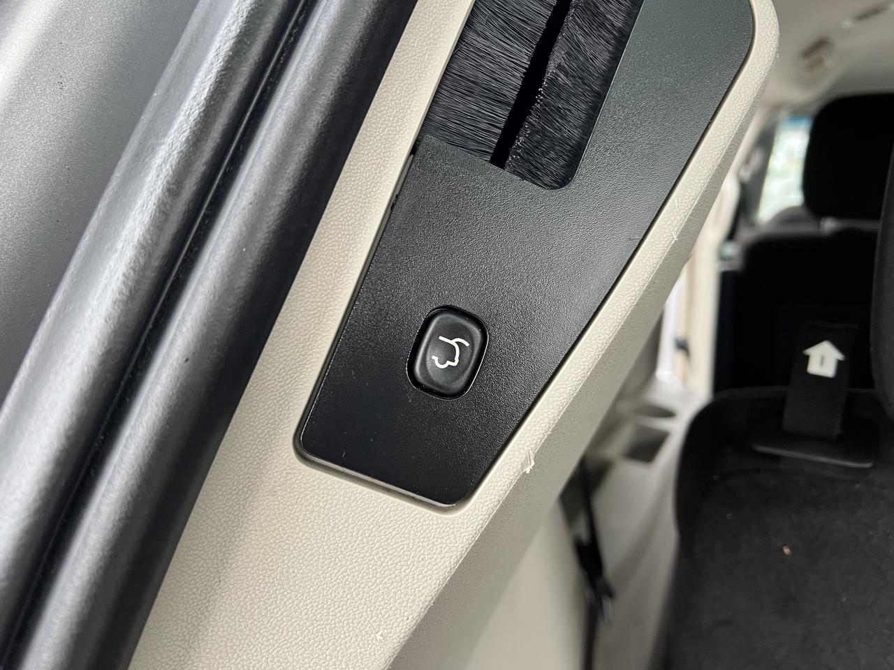 2014 Dodge Grand Caravan Crew Photo