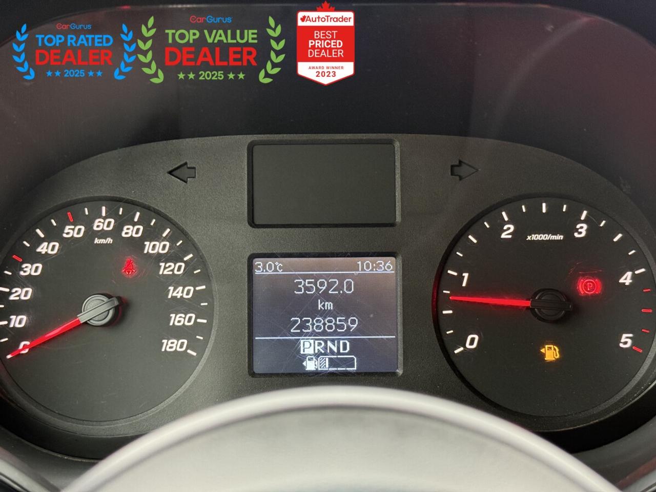 2019 Mercedes-Benz Sprinter 2500 170-in | 3 SEATER | BACK UP CAMERA Photo3