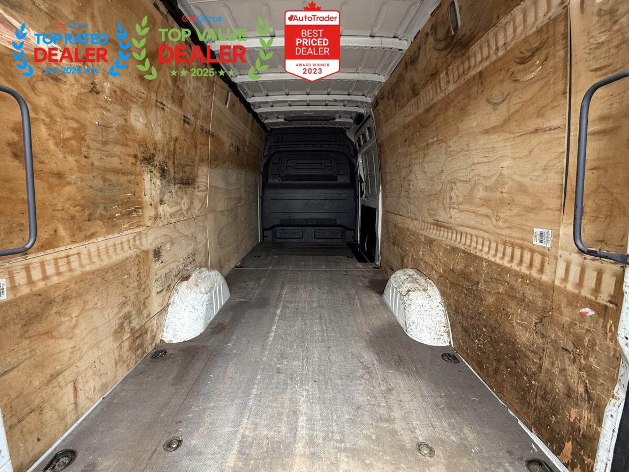2019 Mercedes-Benz Sprinter 2500 170-in | 3 SEATER | BACK UP CAMERA Photo